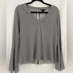 Lucky Long Sleeves V-Neck Stripes Top Preowned Black and White Women's Size XS